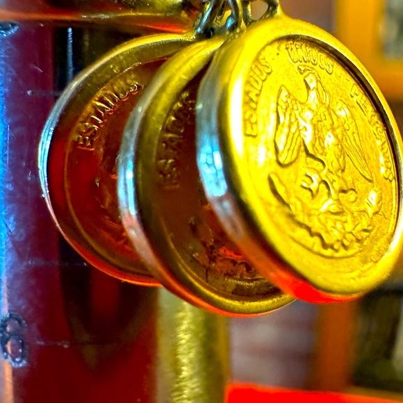 WOW POSHMARK - 14K Gold Three Coins Charm Ring - Picture 3 of 16